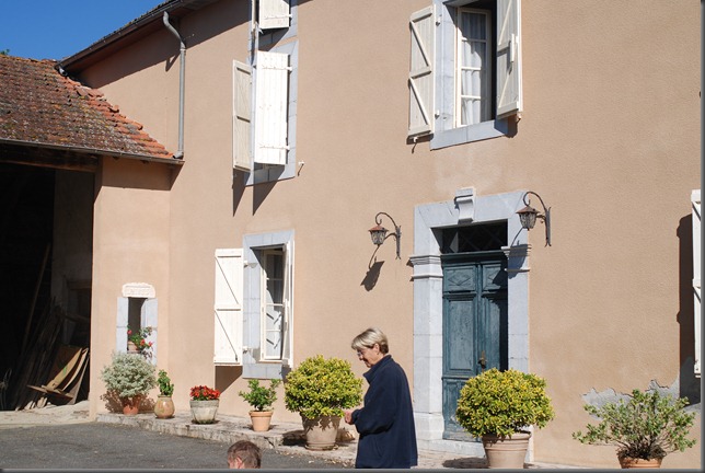 Lucienne's House 002